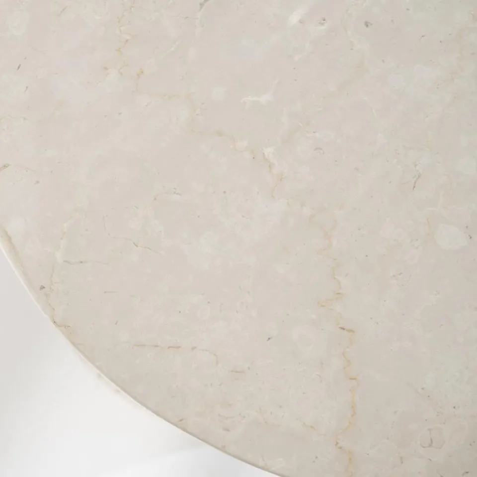 bureau-kira-YloymGlP-10.webp Clearance HUUS Bureau Kira