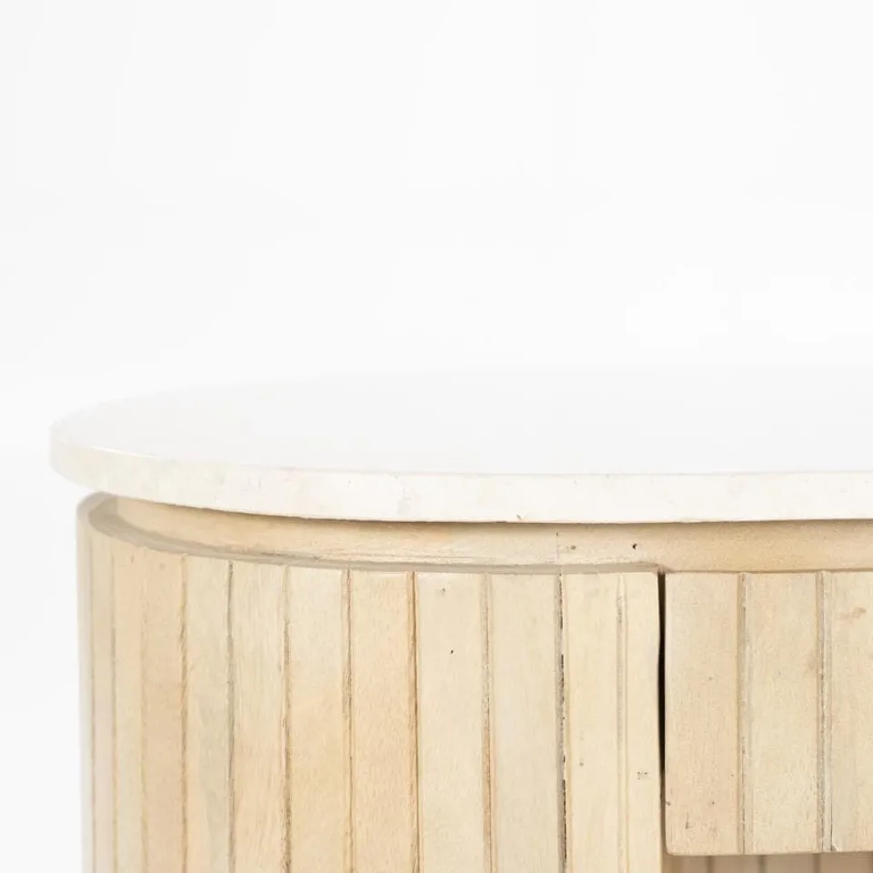 bureau-kira-YloymGlP-6.webp Clearance HUUS Bureau Kira