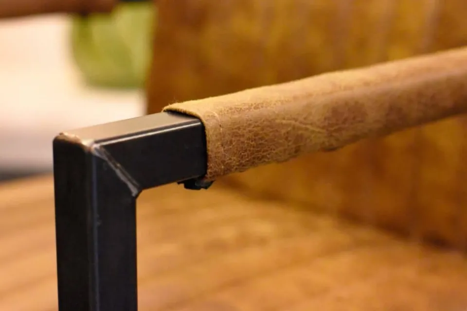 eetkamerstoel-belgi-met-arml-QhPiDPNW-3.webp Best HUUS Eetkamerstoel België Met Arml. – €179,- P.s (per 2 Stuks)