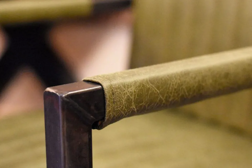 eetkamerstoel-belgi-met-arml-QhPiDPNW-6.webp Best HUUS Eetkamerstoel België Met Arml. – €179,- P.s (per 2 Stuks)